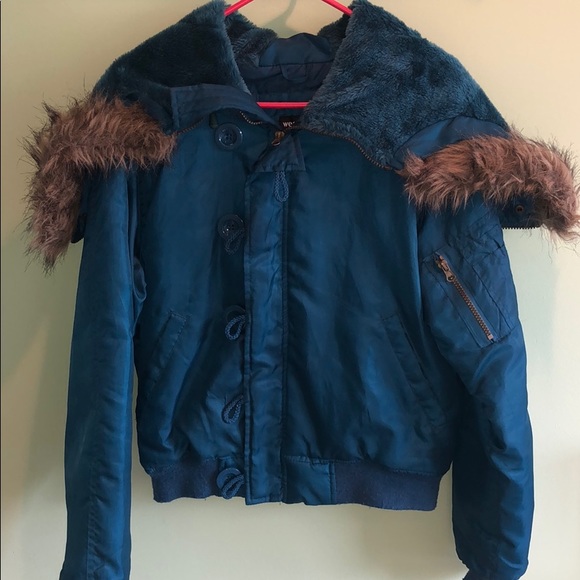 Jacket - Picture 2 of 8